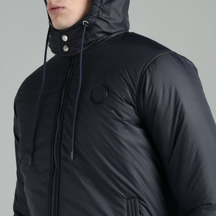 Men's Hooded Puffer Jacket With Zip Closer