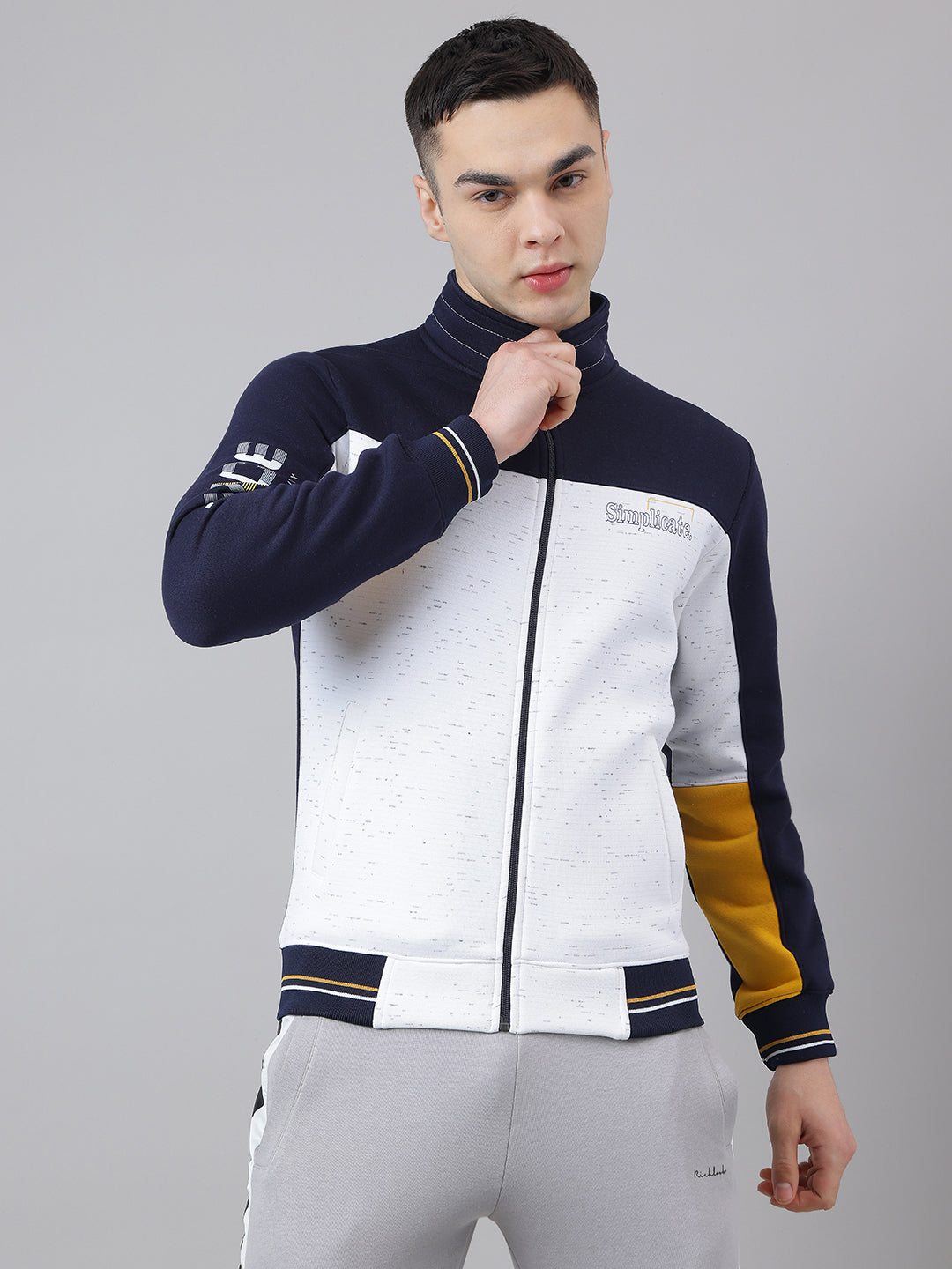 richlook-sweatshirt-,-ultimate-comfort-and-casual-styles-0005-white