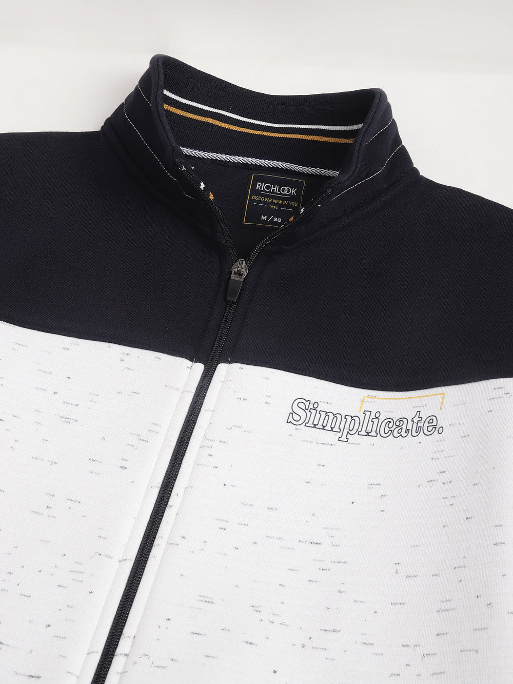 richlook-sweatshirt-,-ultimate-comfort-and-casual-styles-0005-white