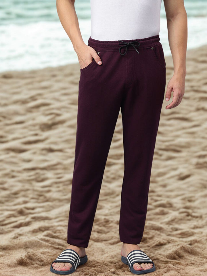 Men Maroon Slim Fit Mid Rise Track Pant