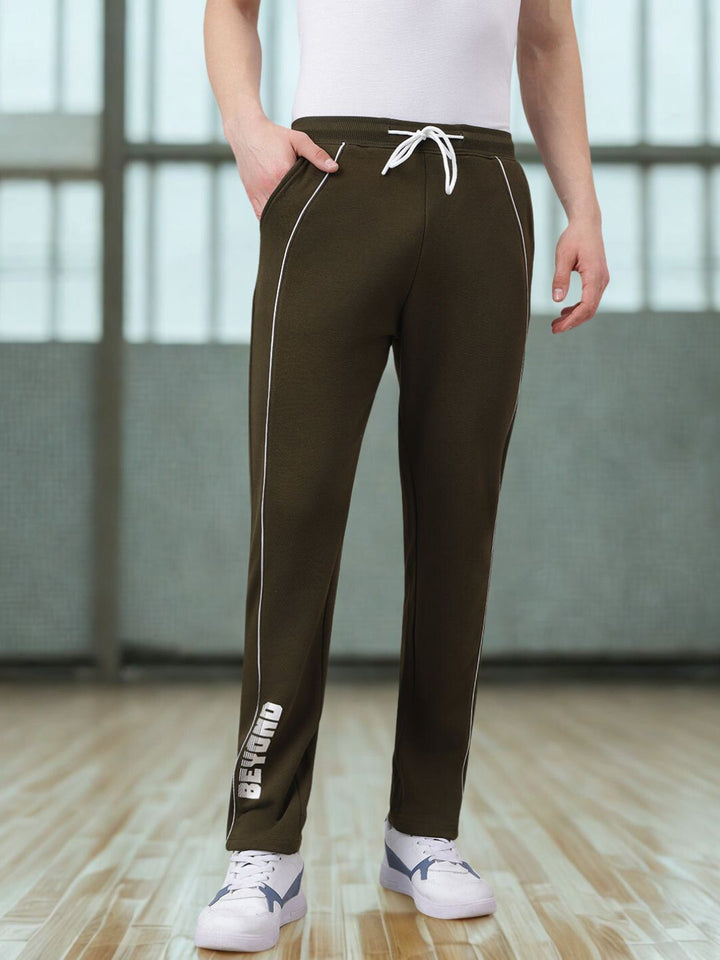 Men Olive Regular Fit Mid Rise Track Pant
