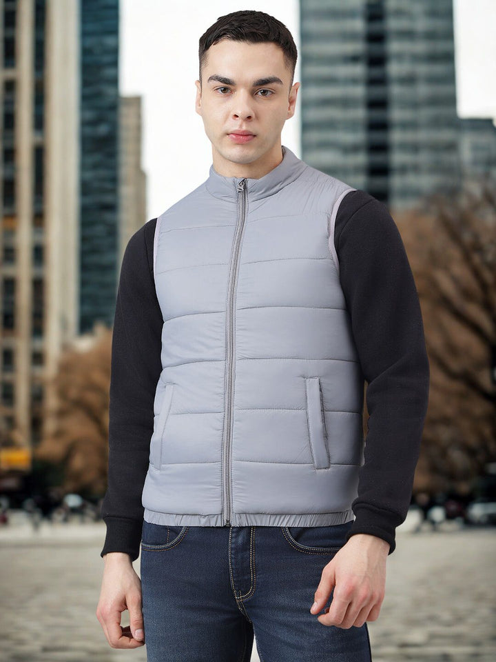Men Light Grey Sleeveless Puffer Jacket