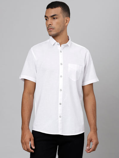 Men White Slim Fit Solid Casual Shirt