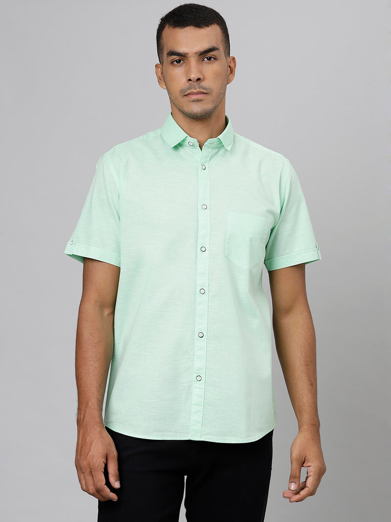 Men Light Green Slim Fit Solid Casual Shirt