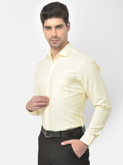 Men Pastel Yellow Regular Fit Solid Formal Shirt