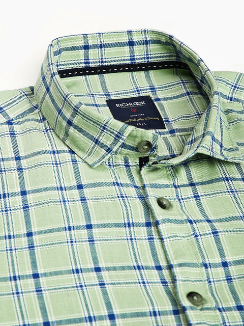 Men Light Green  Slim Fit Checkered Casual Shirt