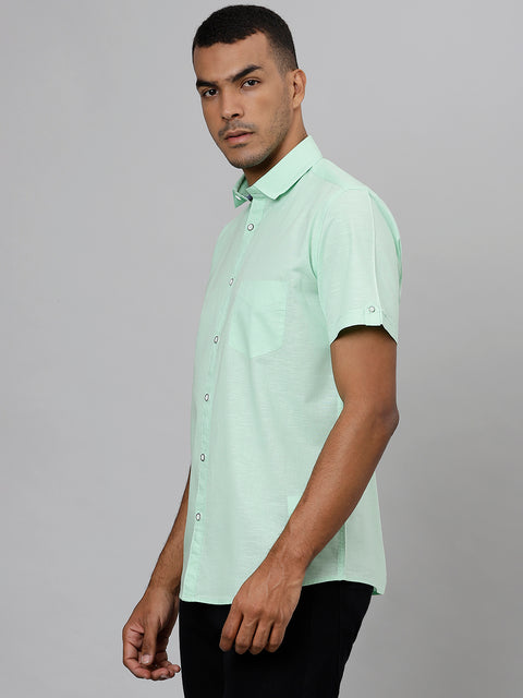 Men Light Green Slim Fit Solid Casual Shirt