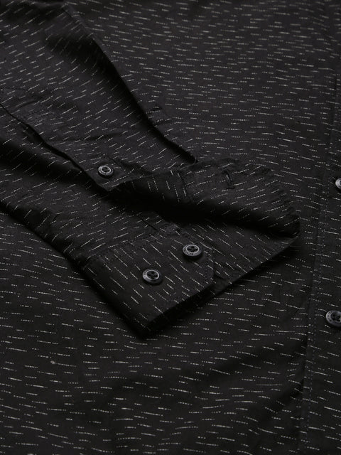 Men Black Slim Fit Printed Casual Shirt