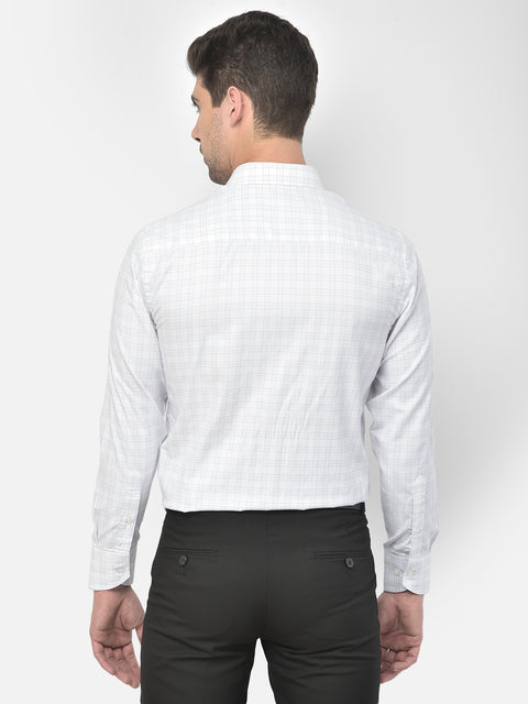 Men White Regular Fit Checkered Formal Shirt