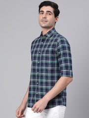 Men Green Slim Fit Checkered Casual Shirt
