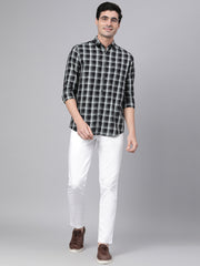 Men Black Slim Fit Checkered Casual Shirt