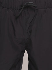 Men Black Regular Fit Side Pkt Solid Shorts