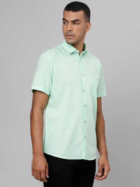 Men Light Green Slim Fit Solid Casual Shirt