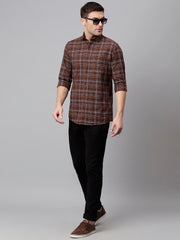 Men Brown Slim Fit Checkered Casual Shirt
