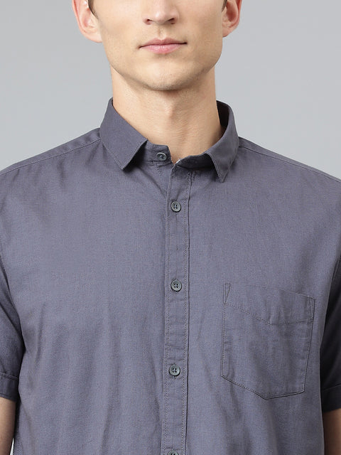 Men Dark Navy Slim Fit Solid Casual Shirt