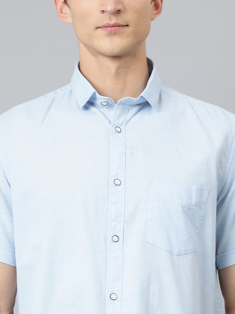 Men Blue Slim Fit Solid Casual Shirt