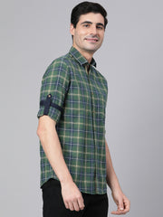 Men Green Slim Fit Checkered Casual Shirt