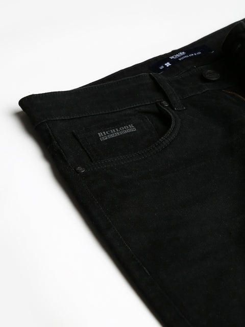 Men Slate Black Slim Fit Mid Rise Clean Look Strechable Jeans