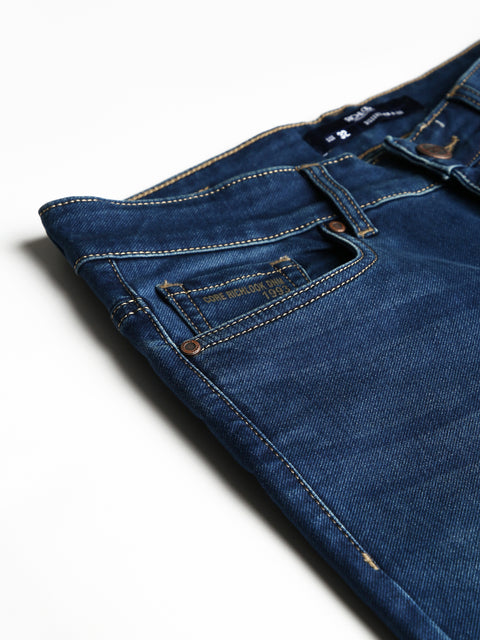Men Tint Blue Slim Fit Mid Rise Clean Look Strechable Jeans