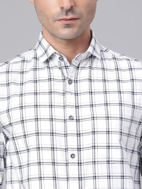 Men White Slim Fit Checkered Casual Shirt