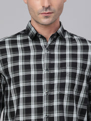 Men Black Slim Fit Checkered Casual Shirt