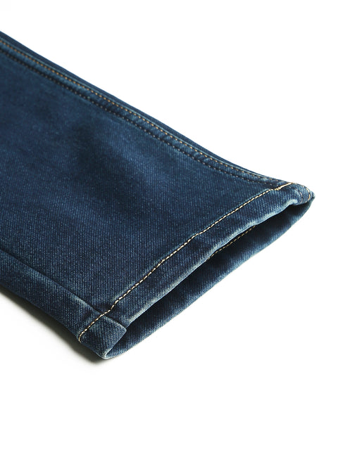 Men Indigo Tint Slim Fit Mid Rise Clean Look Strechable Jeans