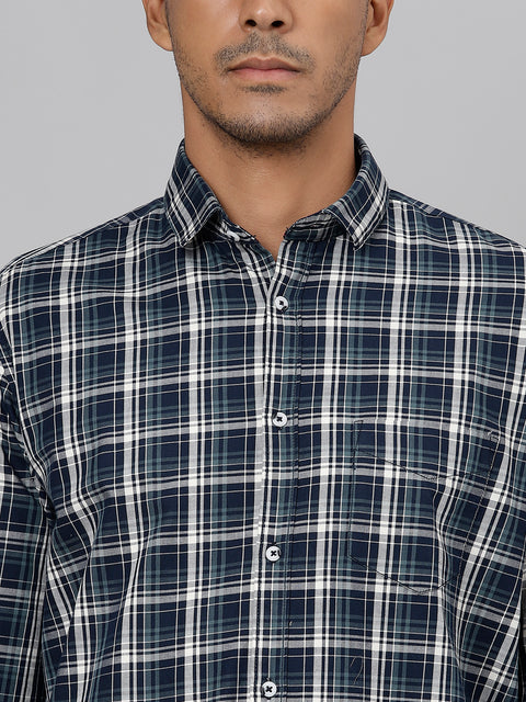 Men Navy  Slim Fit Checkered Casual Shirt